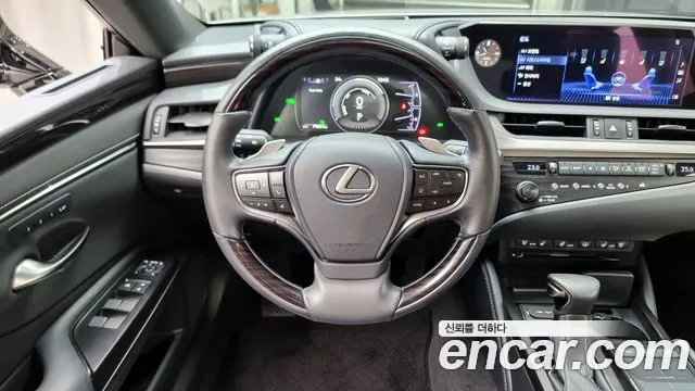 Lexus ES300h 7th generation 2018 Серебристо-серый из Кореи, фото 4