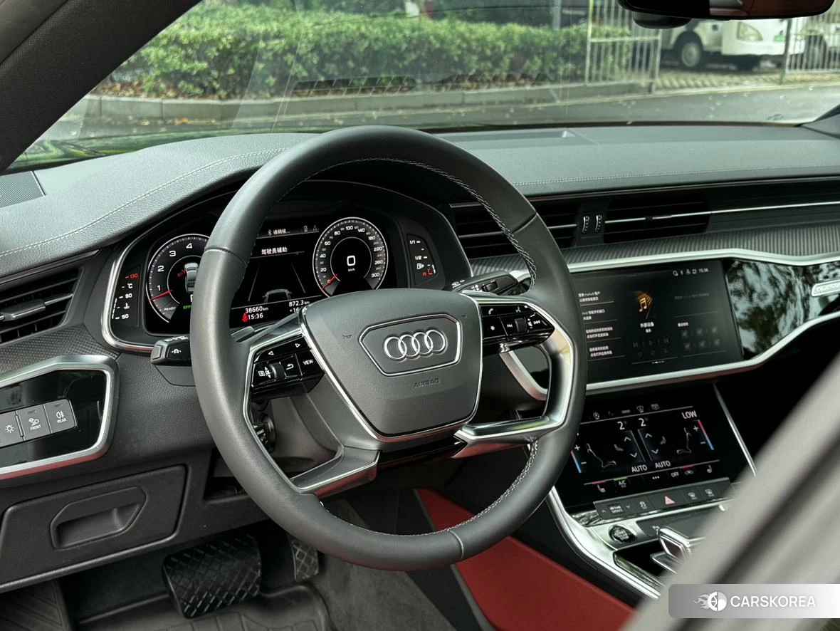 Audi A7L 2023 Черный из Китая, фото 4