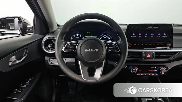 Kia The New K3 2nd generation 2023 Черный из Кореи, фото 4