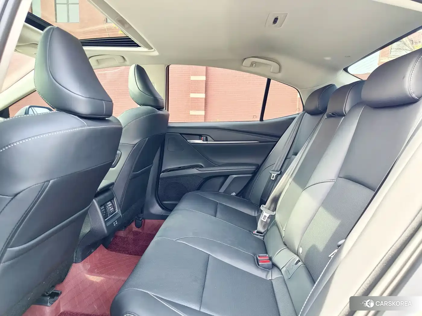 Toyota Camry 2025 Silver/gray из Китая, фото 4