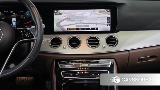 Mercedes-Benz E-Class W213 2021 Серый из Кореи, фото 4