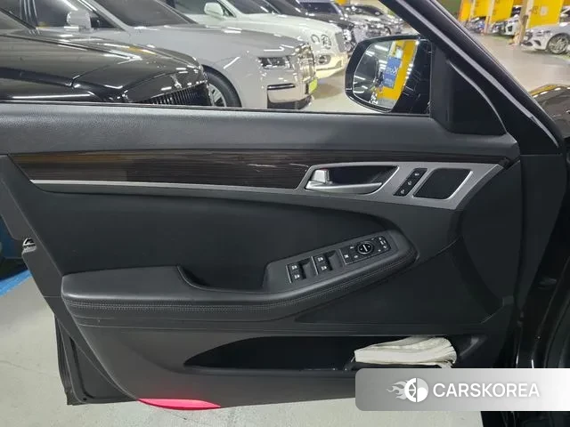 Genesis G80 2018 Черный из Кореи, фото 4