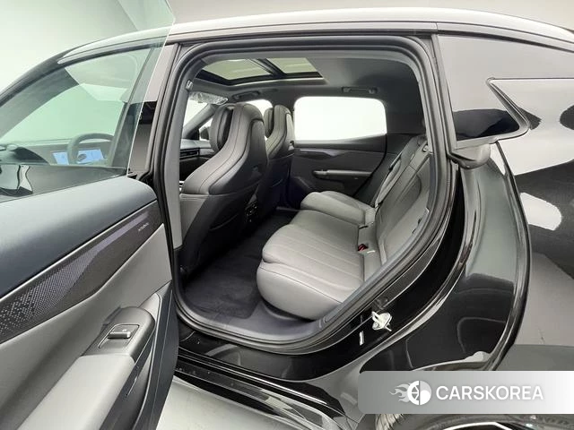 Lynk 07 EM-P 2026 Черный из Китая, фото 4