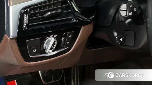 BMW 6 Series GT (G32) 2020 Серый из Кореи, фото 4