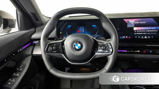 BMW 5 Series (G60) 2024 Черный из Кореи, фото 4