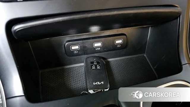 Kia Carnival 4th generation 2021 Белый из Кореи, фото 4