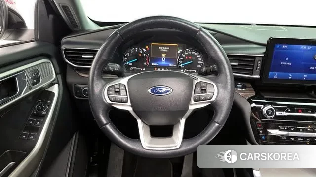 Ford Explorer 6th Generation 2022 Белый из Кореи, фото 4