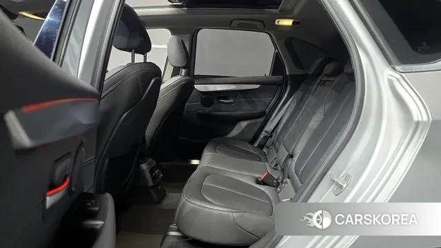 BMW 2 Series Active Tourer (F45) 2020 Серебристо-серый из Кореи, фото 4