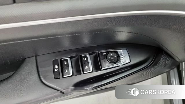 Kia K5 3rd generation 2021 Серый из Кореи, фото 4