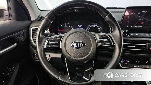 Kia Seltos 2021 Белый из Кореи, фото 4
