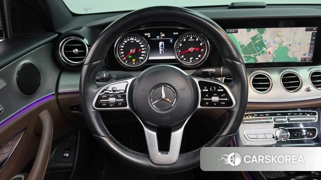 Mercedes-Benz E-Class W213 2018 Серый из Кореи, фото 4
