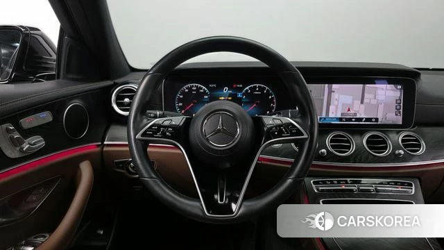 Mercedes-Benz E-Class W213 2022 Черный из Кореи, фото 4