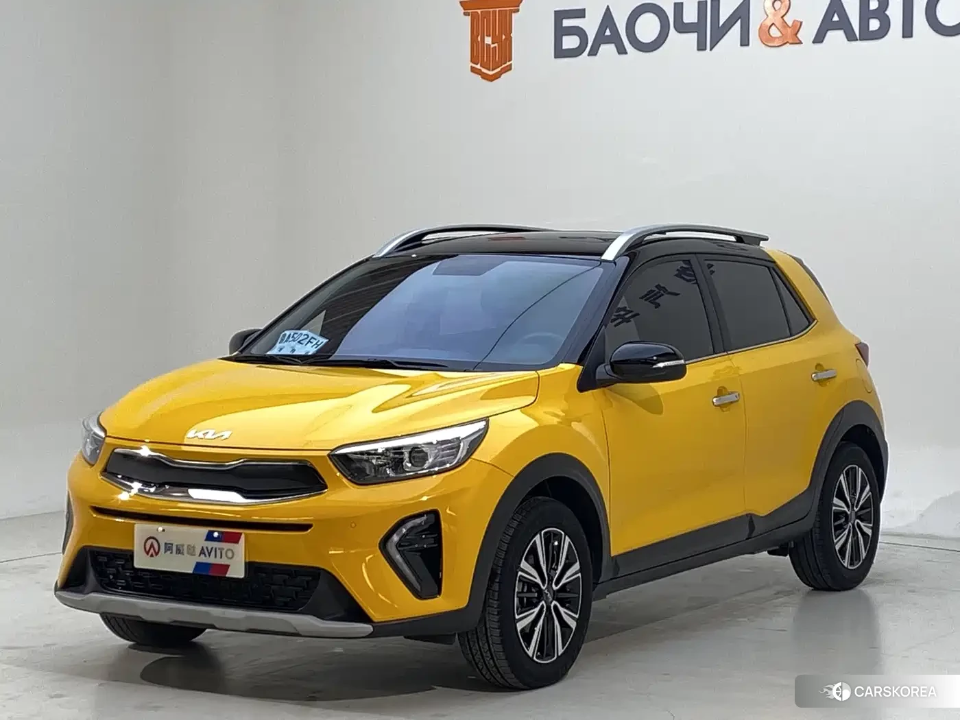 Kia KX1 2023 Yellow/orange из Китая, фото 4