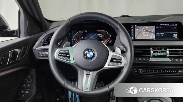 BMW 1 Series (F40) 2024 Черный из Кореи, фото 4
