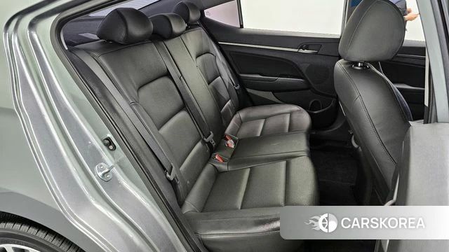 Hyundai Avante AD 2018 Серый из Кореи, фото 4