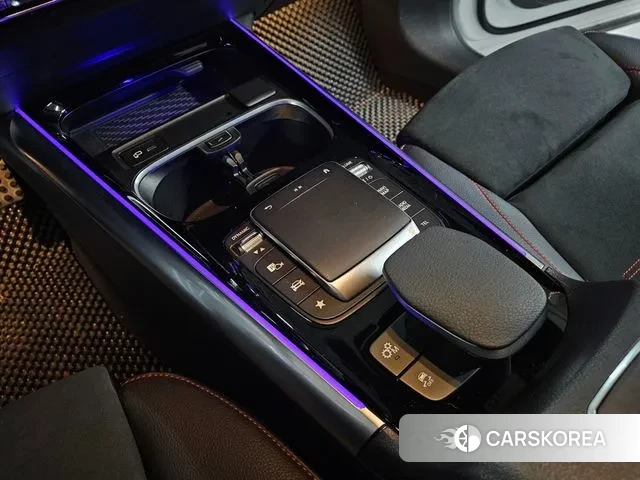 Mercedes-Benz GLA - Class H247 2023 Белый из Кореи, фото 4