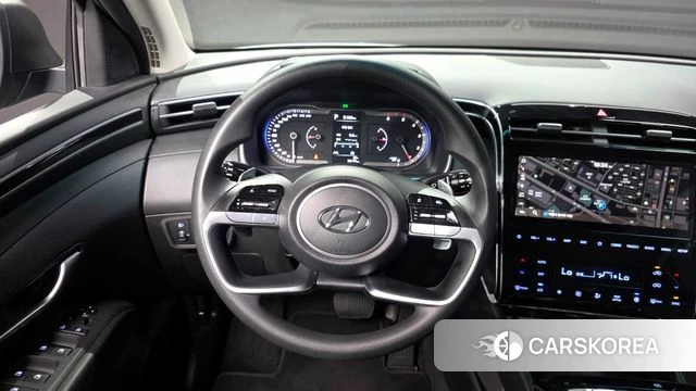 Hyundai Tucson (NX4) 2021 Серебристо-серый из Кореи, фото 4