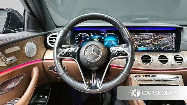 Mercedes-Benz E-Class W213 2021 Черный из Кореи, фото 4