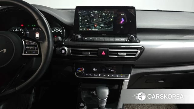 Kia Seltos 2022 Белый из Кореи, фото 4
