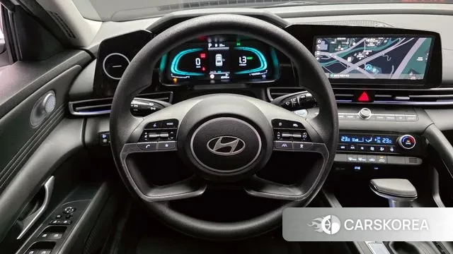 Hyundai The New Avante Hybrid (CN7) 2023 Белый из Кореи, фото 4