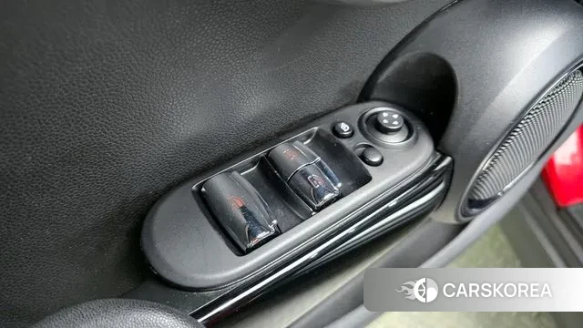 Mini Cooper Convertible 2022 Красный из Кореи, фото 4