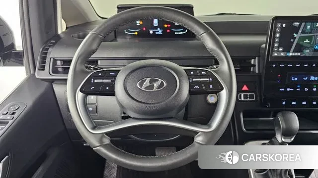 Hyundai Staria 2023 Серебряный из Кореи, фото 4