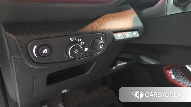 Chevrolet (GM Daewoo) Trailblazer 2020 Белый из Кореи, фото 4