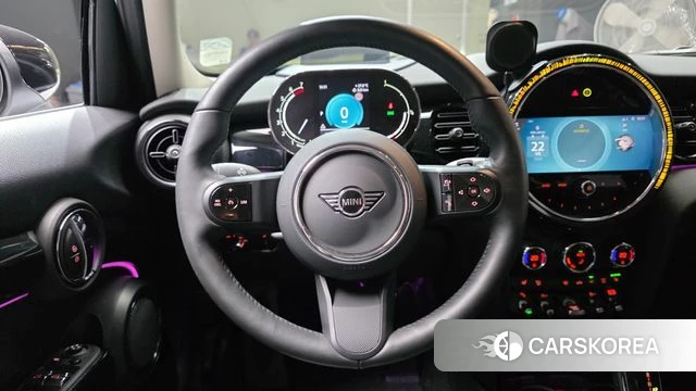 Mini Cooper 2023 Белый из Кореи, фото 4