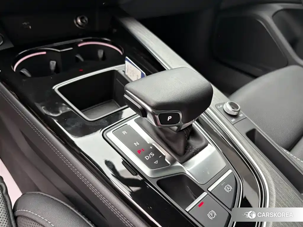 Audi A4L 2023 Белый из Китая, фото 4