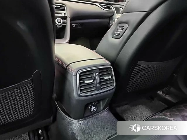 Genesis G70 2018 Красный из Кореи, фото 4