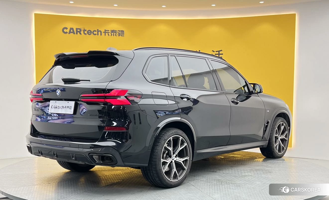 BMW X5 2025 Черный из Китая, фото 4