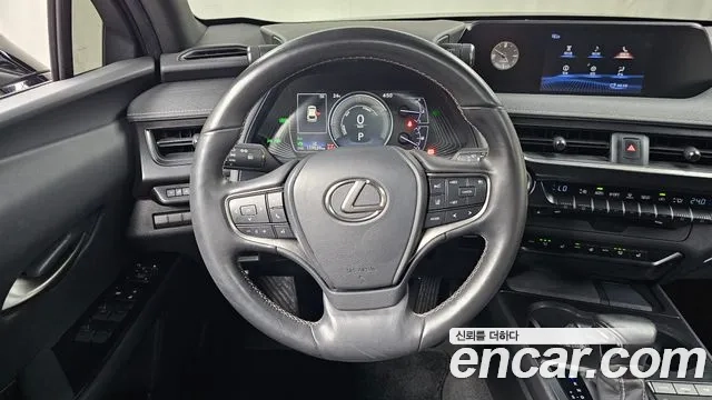Lexus UX250h 2019 Серебристо-серый из Кореи, фото 4