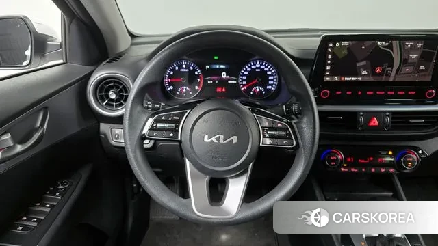 Kia The New K3 2nd generation 2022 Белый из Кореи, фото 4