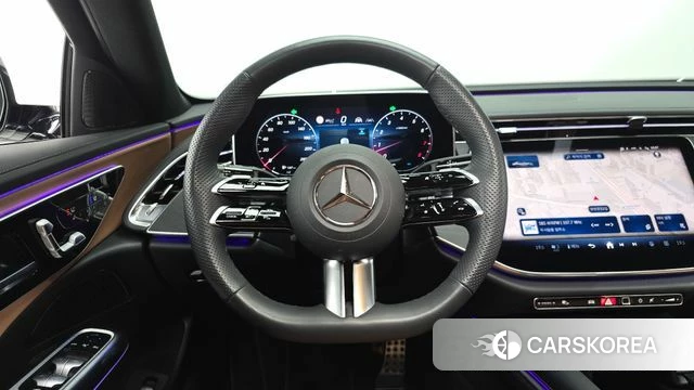 Mercedes-Benz E-Class W214 2025 Белый из Кореи, фото 4