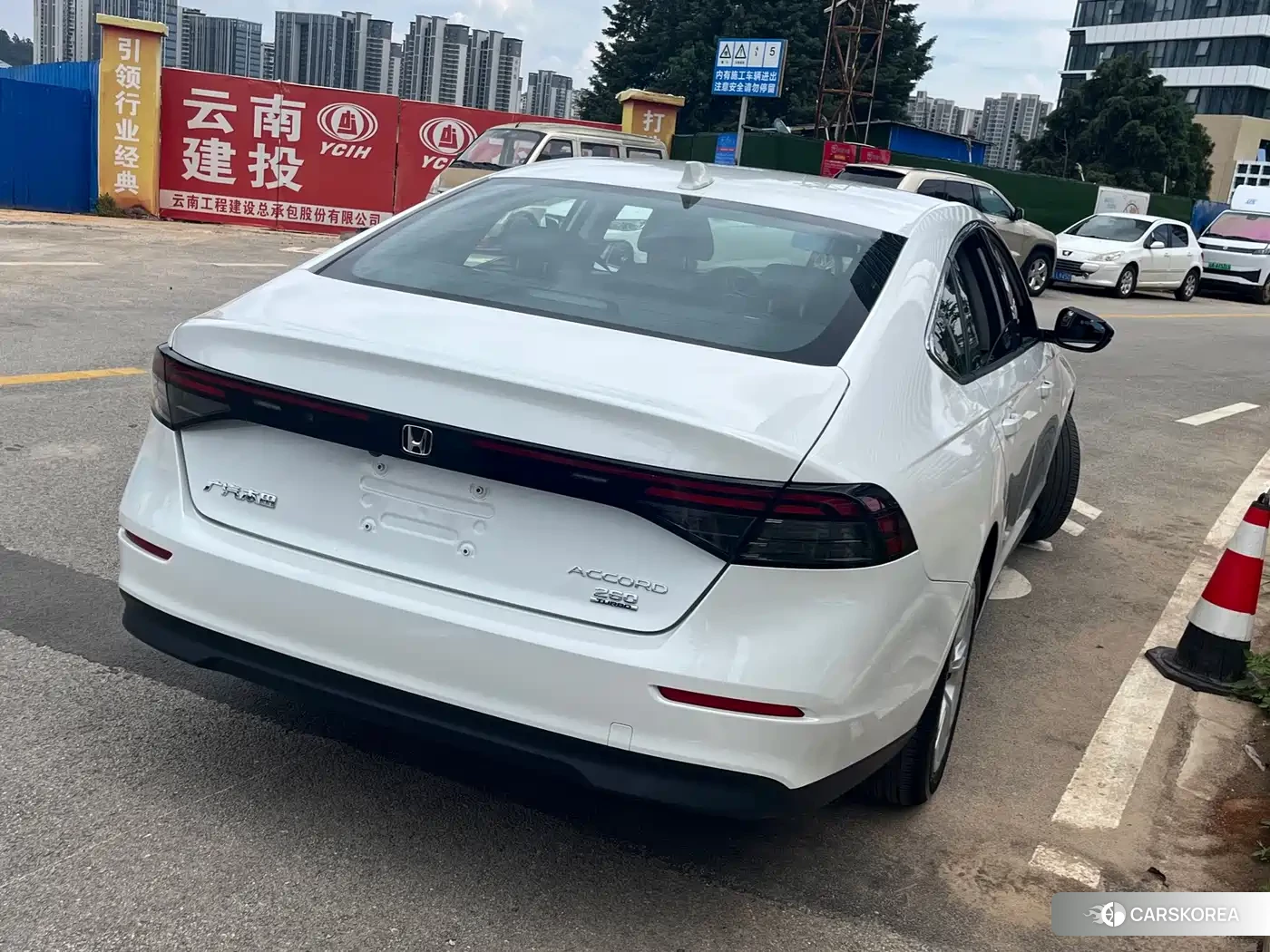 Honda Accord 2024 Белый из Китая, фото 4