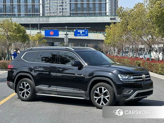 Volkswagen Tourang 2018 Черный из Китая, фото 4