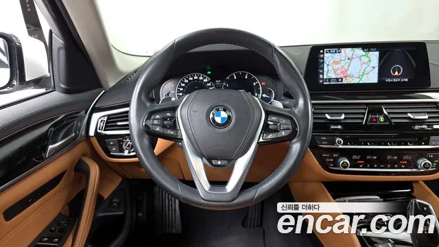 BMW 5 Series (G30) 2018 Белый из Кореи, фото 4