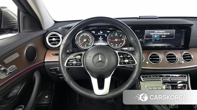 Mercedes-Benz E-Class W213 2020 Серый из Кореи, фото 4