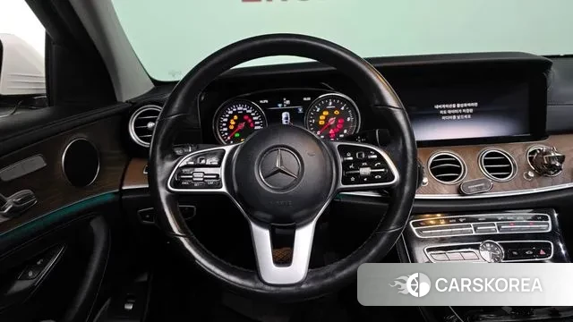 Mercedes-Benz E-Class W213 2019 Белый из Кореи, фото 4