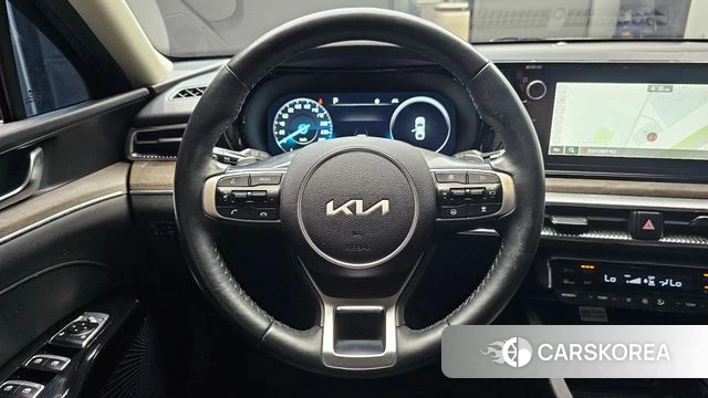 Kia K5 3rd generation 2023 Черный из Кореи, фото 4
