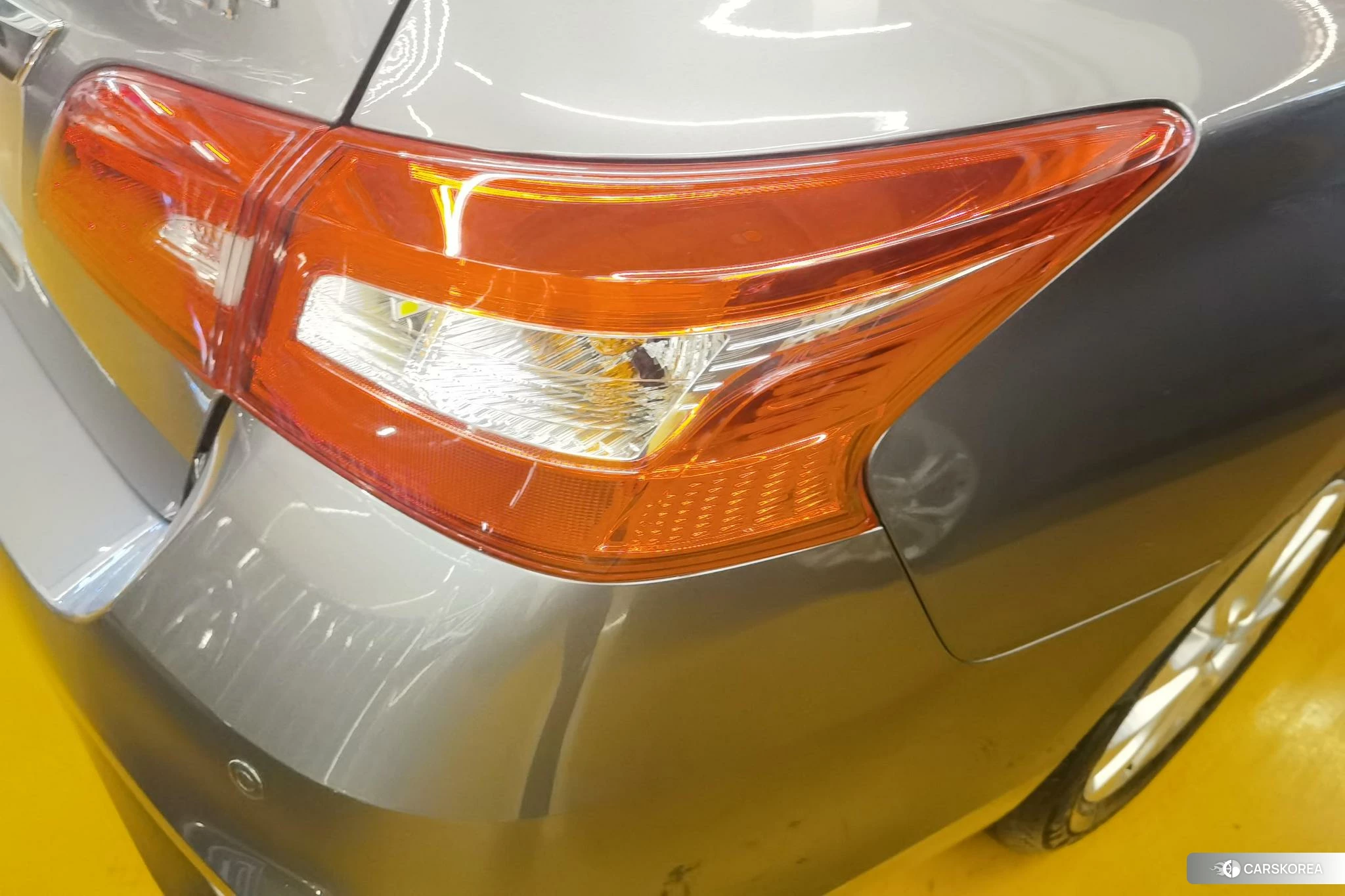 Nissan Xuan Yi 2023 Темно-серый из Китая, фото 4