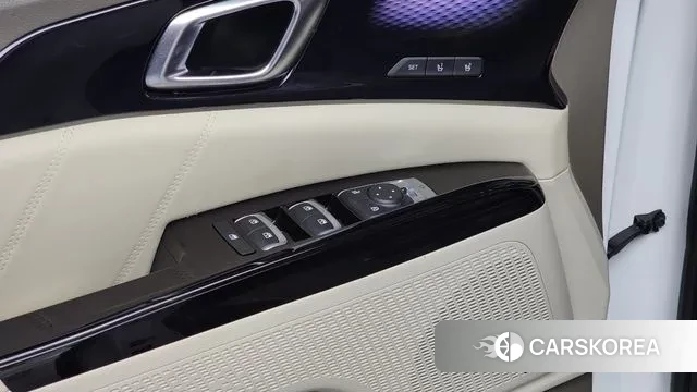 Kia Carnival 4th generation 2023 Белый из Кореи, фото 4