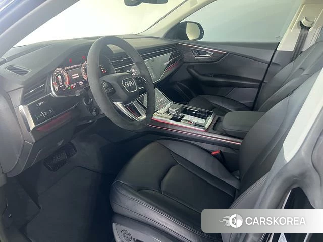 Audi Q8 2023 Черный из Китая, фото 4