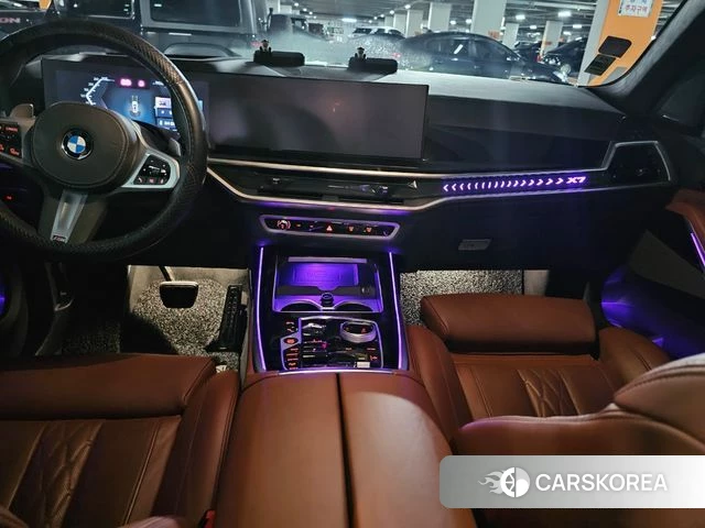BMW X7 (G07) 2023 Белый из Кореи, фото 4