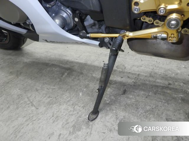 Проданный Kawasaki ZX-10R NINJA ABS 2013 из Японии, фото 4