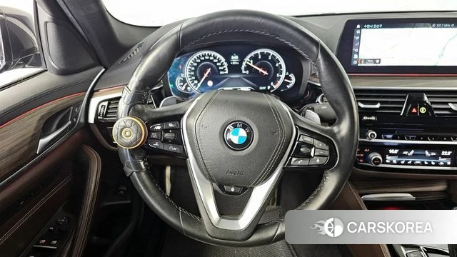 BMW 5 Series (G30) 2018 Черный из Кореи, фото 4