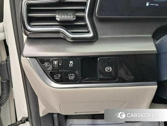 Kia Sportage 5th Generation Hybrid 2023 Белый из Кореи, фото 4