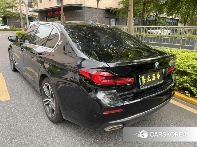 BMW 5 series PHEV 2021 Черный из Китая, фото 4