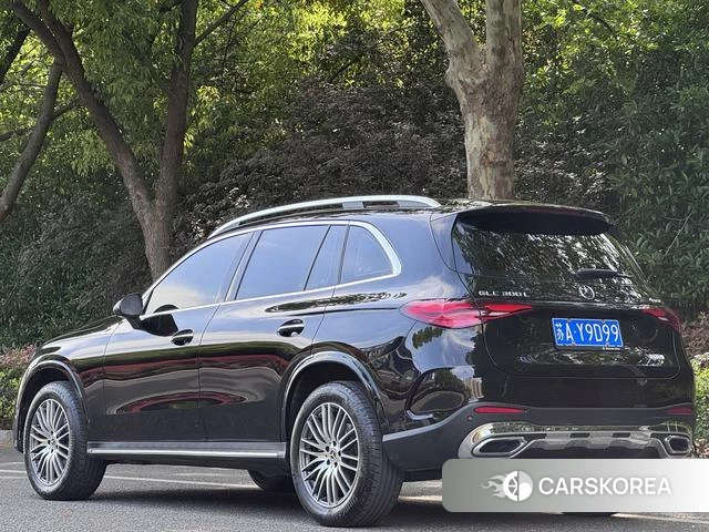 Mercedes-Benz GLC 2024 Черный из Китая, фото 4
