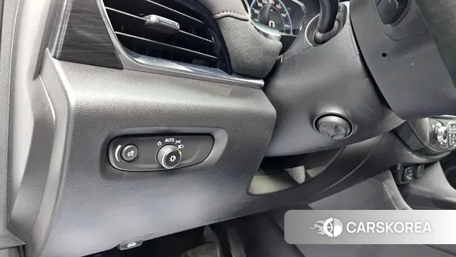 Chevrolet (GM Daewoo) Traverse 2023 Белый из Кореи, фото 4